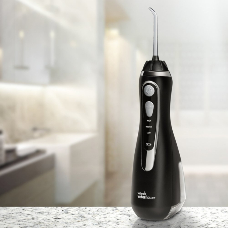 Waterpik  WP-562 czarny irygator bezprzewodowy z 3 trybami pracy