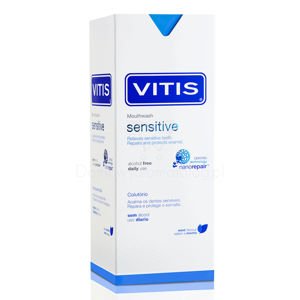 VITIS Sensitive 500 ml - płyn do płukania jamy ustnej dla osób z nadwrażliwością zębów